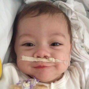 EUA: bebê brasileira com síndrome rara consegue transplante