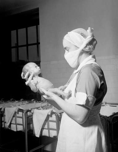 Hansel Mieth - The LIFE Picture Collection/Getty Images/Not published in LIFE. Photo from story on premature babies, 1939.